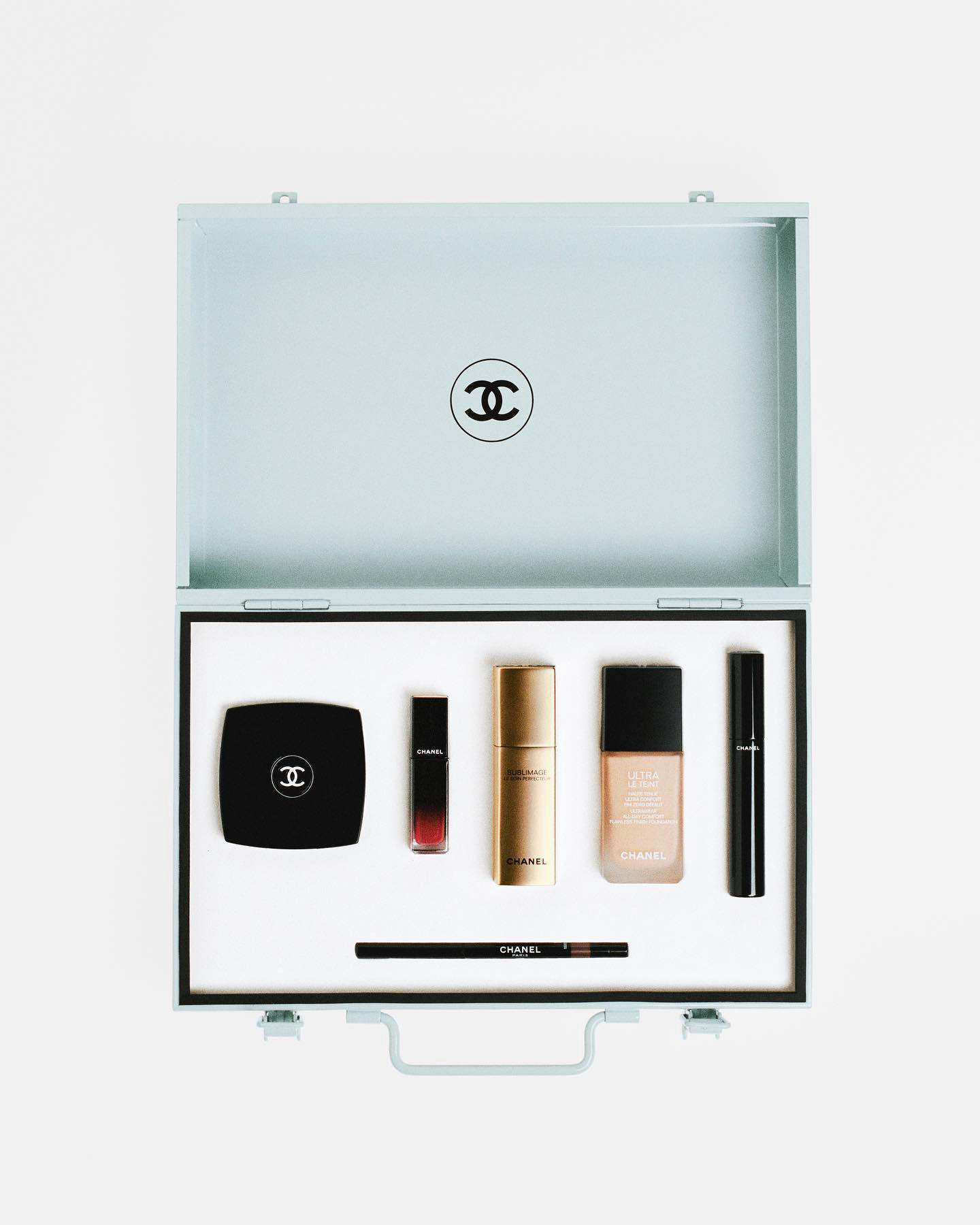 CHANEL BEAUTY EMERGENCY – Rain KitLove the rain with these CHANEL Beauty essentials