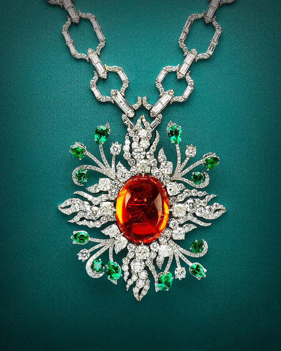 Meaning ‘Garden of Delights’ in Latin, the Hortus Deliciarum High Jewelry collection sees the House’